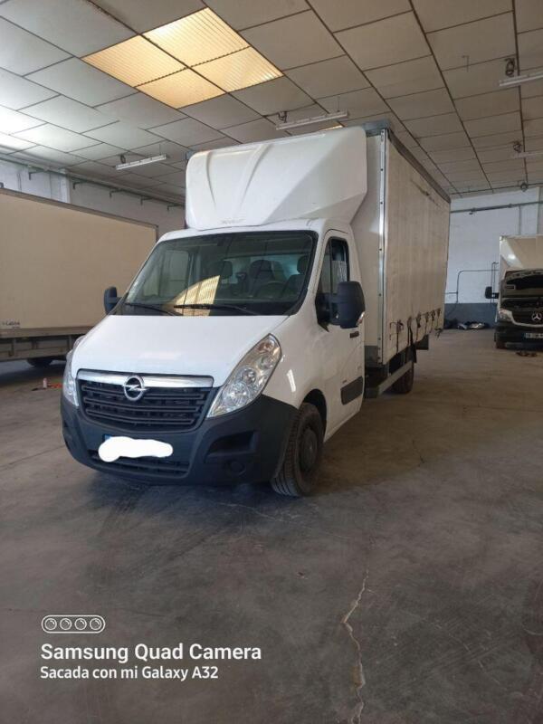Opel Movano